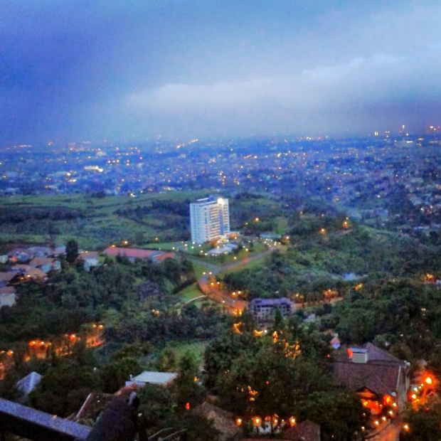 Mendungnya Senja di Bandung | 5 Mei 2013 